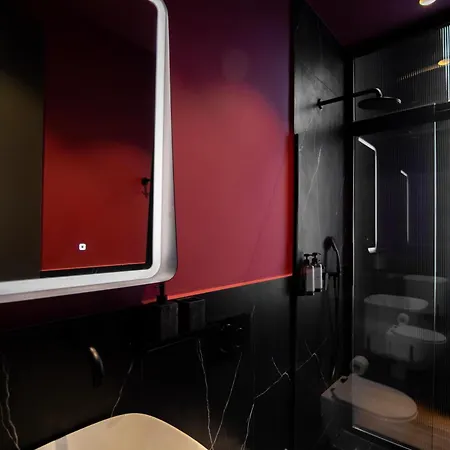Hotel Icon Collection