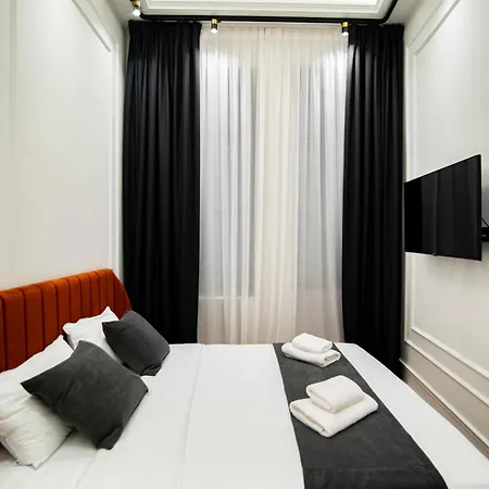 Hotel Icon Collection
